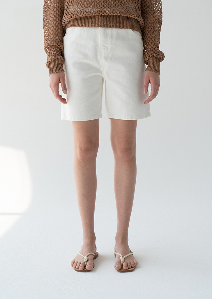 [리퍼브]20HS Straight Denim Shorts_White
